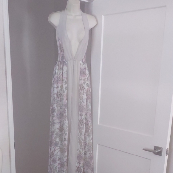 Victoria's Secret Floral Lace Back Nightgown, Robe - Gray, Soft Pink - Picture 1 of 16